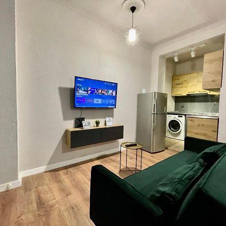 Keon Superb Studio Apartament تيرانا المظهر الخارجي الصورة