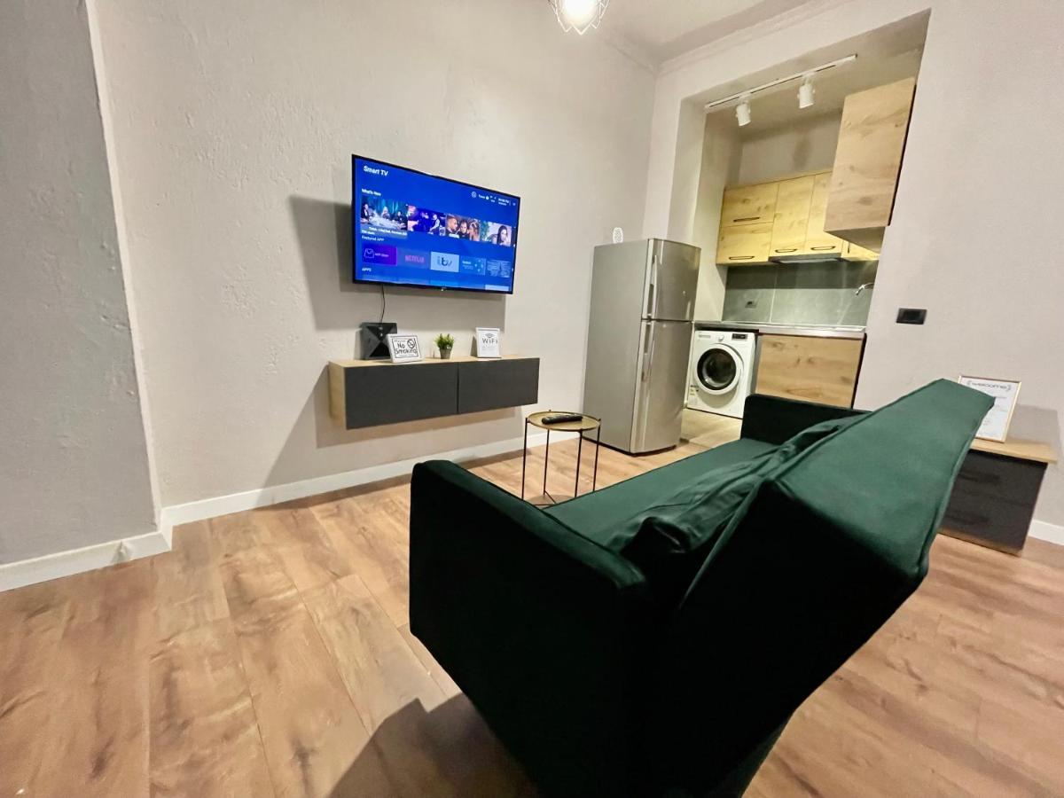 Keon Superb Studio Apartament تيرانا المظهر الخارجي الصورة