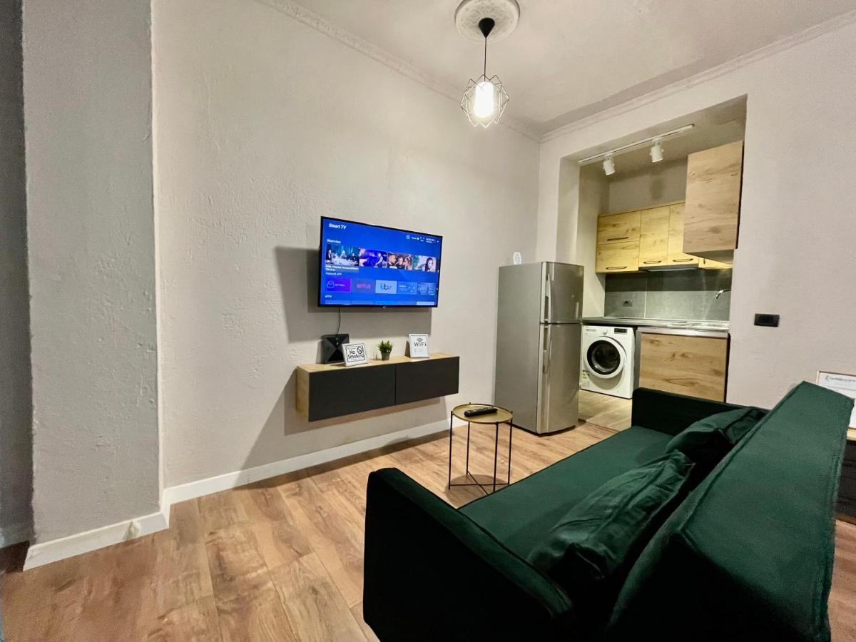 Keon Superb Studio Apartament تيرانا المظهر الخارجي الصورة